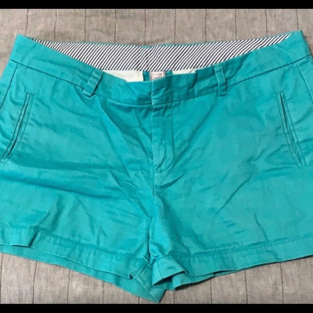 EUC teal Chino shorts! ❤️